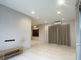 4 Bedroom House for sale at Bangkok Boulevard Rama 5, Mahasawat, Bang Kruai, Nonthaburi