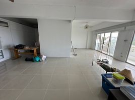 2 Schlafzimmer Wohnung zu verkaufen im Somphong Condotel, Na Chom Thian