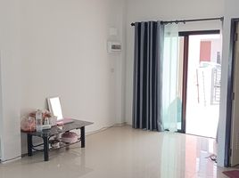 2 Schlafzimmer Reihenhaus zu verkaufen in Phanat Nikhom, Chon Buri, Ban Soet, Phanat Nikhom