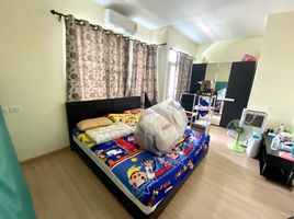4 спален Таунхаус на продажу в Casa City Bangna, Bang Kaeo