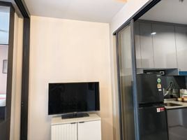 1 спален Кондо в аренду в Ideo Mobi Rama4, Khlong Toei, Кхлонг Тоеи