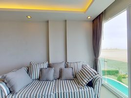 1 Schlafzimmer Penthouse zu verkaufen im Paradise Ocean View, Bang Lamung, Pattaya