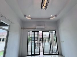 3 спален Дом на продажу в Navy House 35, Bang Sare