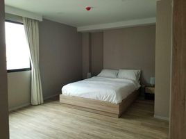 2 Schlafzimmer Wohnung zu vermieten im Blossom Condo @ Sathorn-Charoenrat, Yan Nawa, Sathon