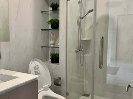 1 спален Кондо на продажу в Chewathai Residence Asoke, Makkasan, Ратчатхещи, Бангкок, Таиланд