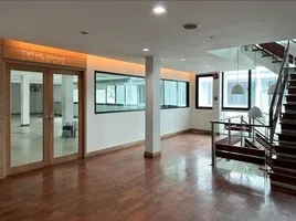  Shophouse for sale in Bangkok Planetarium, Phra Khanong, Khlong Tan