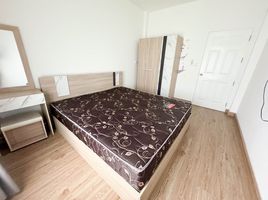 3 Schlafzimmer Reihenhaus zu vermieten im Chanakan Delight Chalong, Ratsada