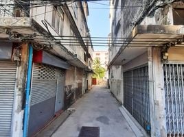 4 спален Здания целиком for sale in Hua Chiew Hospital, Khlong Mahanak, Rong Mueang