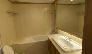 3 Bedrooms Condo for sale in Khlong Tan Nuea, Bangkok Baan Suanpetch