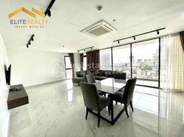 3 Schlafzimmer Appartement zu vermieten im 3Bedrooms Service Apartment In BKK1, Tuol Svay Prey Ti Muoy