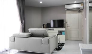 1 Bedroom Condo for sale in Chong Nonsi, Bangkok Lumpini Place Water Cliff