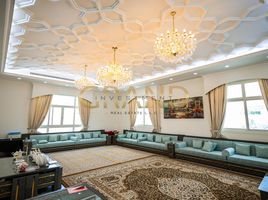 8 Schlafzimmer Villa zu verkaufen im Al Shamkha, Al Reef Villas