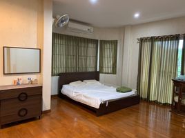 3 Bedroom Villa for rent at The Oriental (Regent 3), Chai Sathan