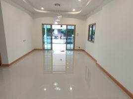 3 Bedroom House for sale at Chok Varee Home, Nong Chom, San Sai