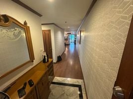 3 Bedroom Condo for rent at Las Colinas, Khlong Toei Nuea