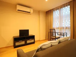 Studio Condo for rent at Altitude Samyan-Silom, Maha Phruettharam