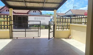 2 Bedrooms Townhouse for sale in Thap Ma, Rayong Baan Suan Kaew Makro