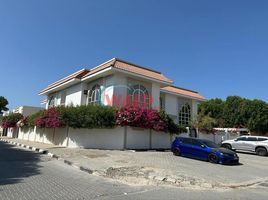 8 Bedroom Villa for sale at Al Fisht, Al Heerah