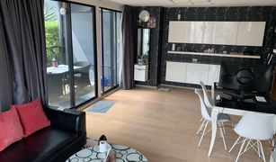 1 chambre Condominium a vendre à Sam Sen Nai, Bangkok Noble Reflex