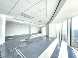 164.35 SqM Office for rent at Park Place Tower, Sheikh Zayed Road