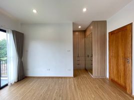 3 Bedroom House for sale in Sam Sen Nok, Huai Khwang, Sam Sen Nok