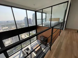 2 Bedroom Condo for rent at The Lofts Silom, Si Lom