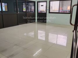  Warehouse for rent at V-Warehouse, Noen Phra