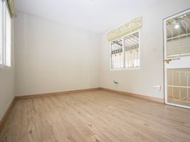 3 Schlafzimmer Villa zu verkaufen im Karnkanok Ville 10, San Phak Wan