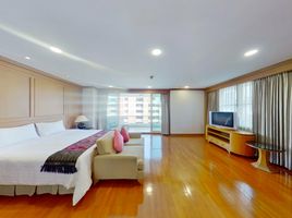3 Bedroom Condo for rent at Empire Sawatdi, Khlong Toei Nuea