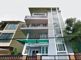 750 m² Office for sale in Thailand, Sam Sen Nai, Phaya Thai, Bangkok, Thailand