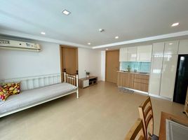 2 Bedroom Apartment for sale at Aurora Pratumnak, Nong Prue