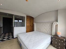 Studio Apartment for sale at Venetian Signature Condo Resort Pattaya, Nong Prue