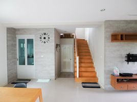 3 Schlafzimmer Haus zu vermieten im Passorn Prestige Luxe Pattanakarn 38, Suan Luang