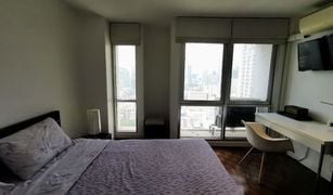 1 Bedroom Condo for sale in Khlong Toei Nuea, Bangkok Sukhumvit Suite