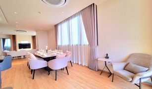 3 Bedrooms Condo for sale in Bang Na, Bangkok Bearing Residence