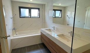 4 Bedrooms Condo for sale in Don Mueang, Bangkok Centro Vibhavadi