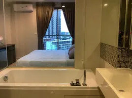 1 Schlafzimmer Wohnung zu vermieten im Rhythm Sukhumvit 44/1, Phra Khanong