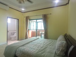 4 Schlafzimmer Villa zu verkaufen im Baan Dusit Pattaya Village 1, Huai Yai