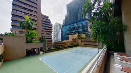 3D Walkthrough of the สนามเทนนิส at Asoke Towers