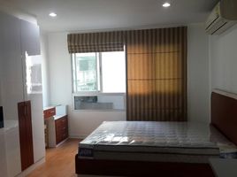 1 Bedroom Condo for sale at Lumpini Ville Cultural Center, Sam Sen Nok