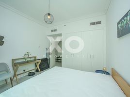 3 Bedroom Condo for sale at Al Msalli, Shoreline Apartments