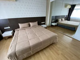 1 Schlafzimmer Appartement zu vermieten im Nantiruj Tower, Khlong Toei