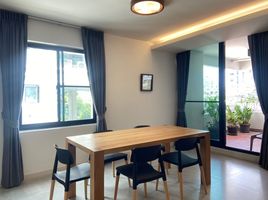 3 Bedroom Apartment for rent at Lily House , Khlong Toei Nuea