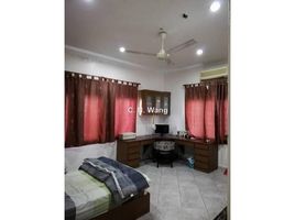 4 Bedroom House for rent at Johor Bahru, Bandar Johor Bahru