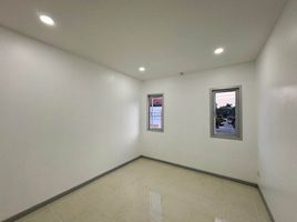 3 Schlafzimmer Reihenhaus zu verkaufen im Phuket Inter Villa, Ko Kaeo