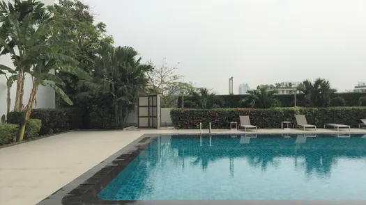 图片 1 of the Piscine commune at D.S. Tower 2 Sukhumvit 39