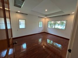 4 Bedroom House for rent at Palmtree Place at Nichada Thani, Bang Talat, Pak Kret, Nonthaburi