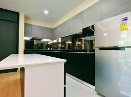 2 Bedroom Apartment for rent at Avatar Suites Hotel, Khlong Toei Nuea, Watthana