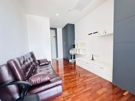 3 Bedroom Condo for sale at Baan Sathorn Chaophraya, Khlong Ton Sai