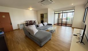 3 Bedrooms Condo for sale in Phra Khanong Nuea, Bangkok Cross Creek